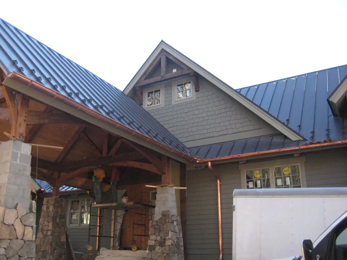 Craftsman Roofing team delivering quality roofing work in Jacksonville